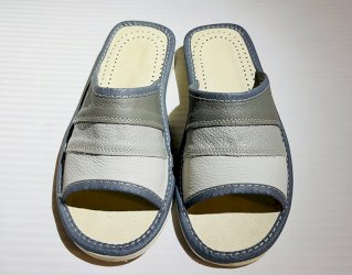 25 Kapcie damskie